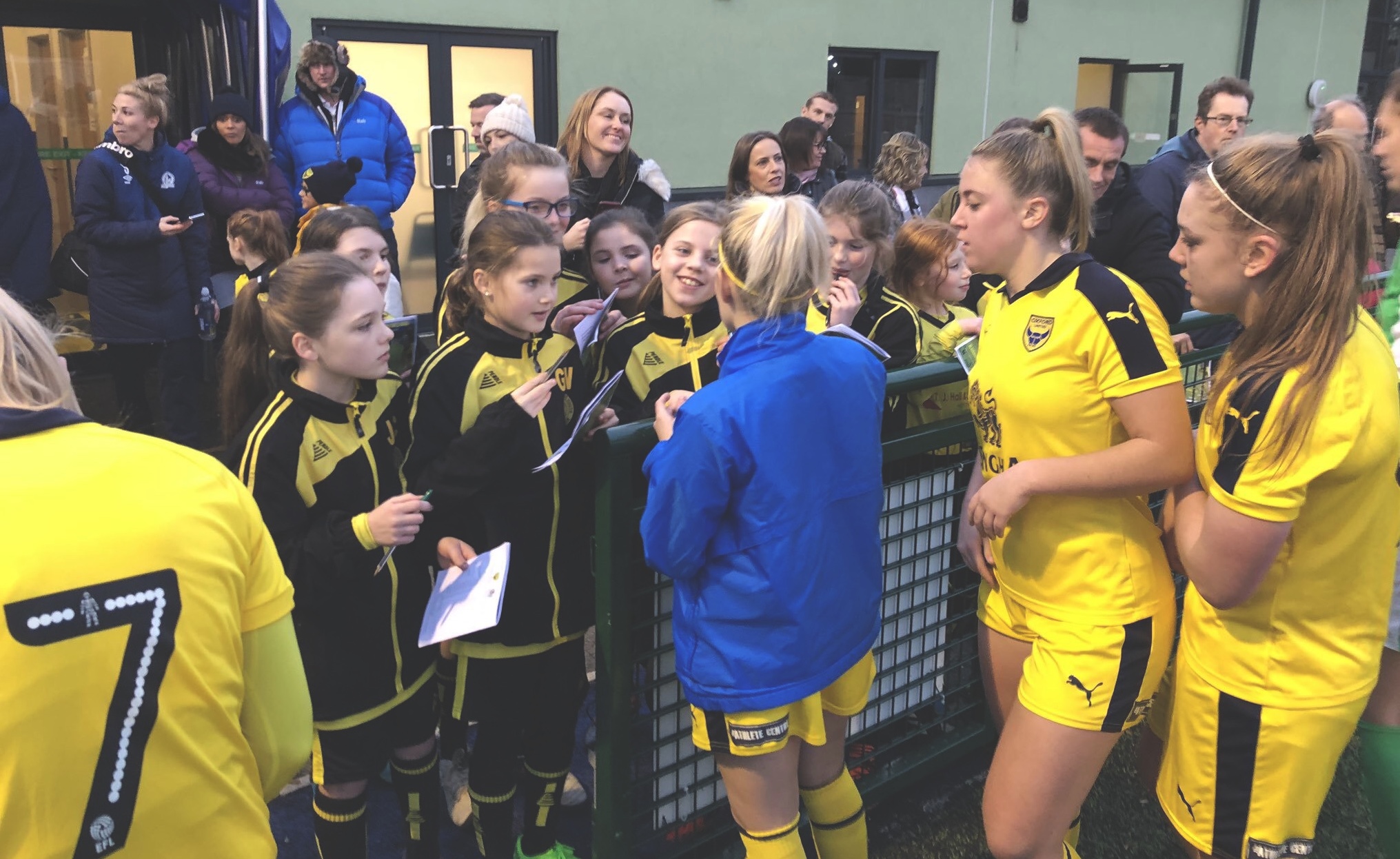 The Oxford United girls meeting the next generations of footballers