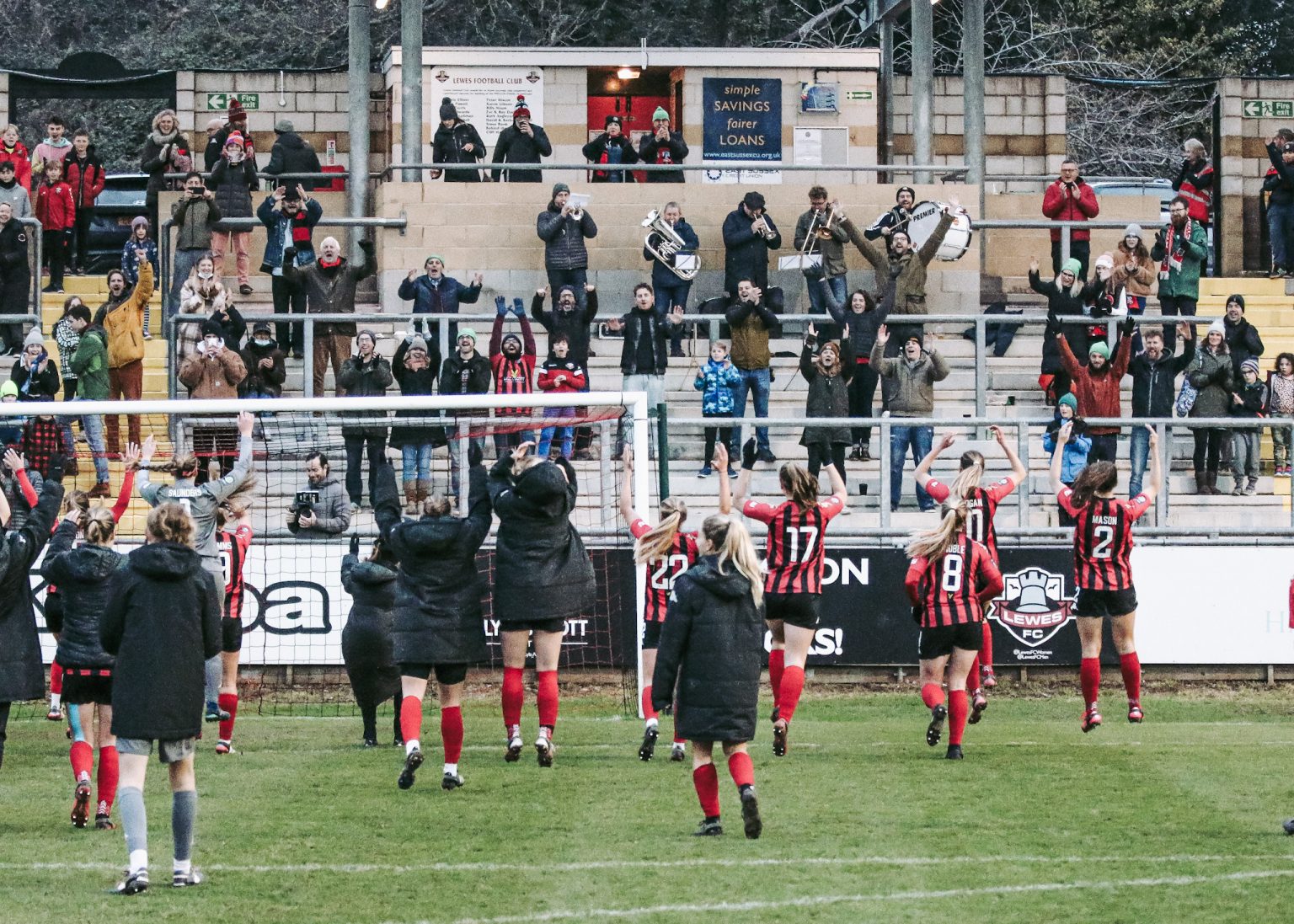 Tribes and Tribulations On The Fan Segregation Debate In Women’s